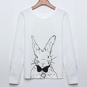 Yilijuan: Ladies thermal,quilted white rabbit w/pocket watch on front size XL.
